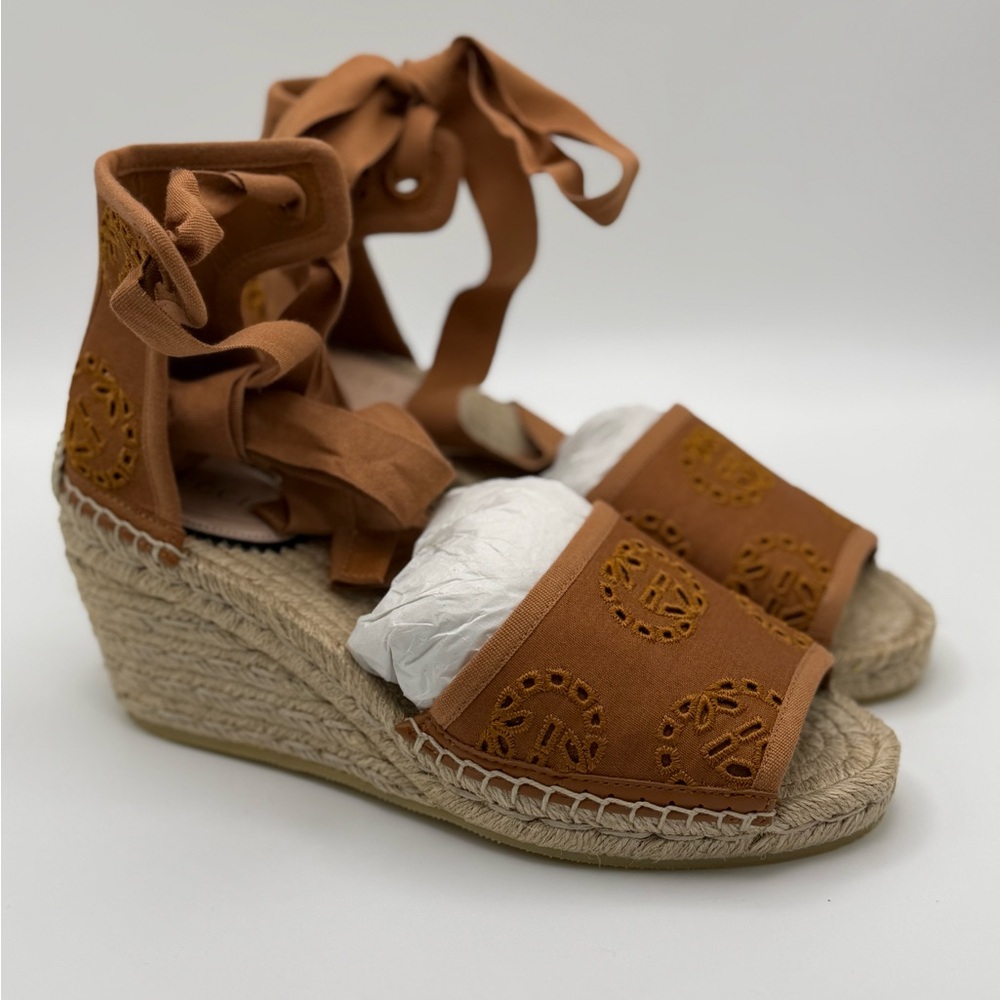 Gucci Canvas Damita GG Eyelet Espadrille Wedge Sandals Blondie Cognac
